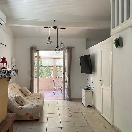 Holiday home Mini Bord De *